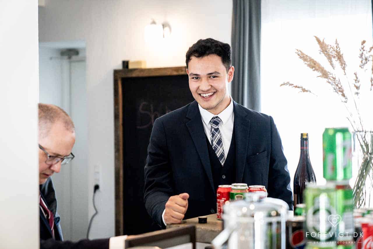 bryllupsgæster på Kallerupgaard