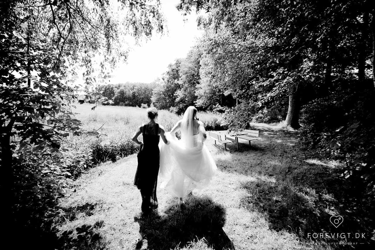 Super romantisk havebryllup