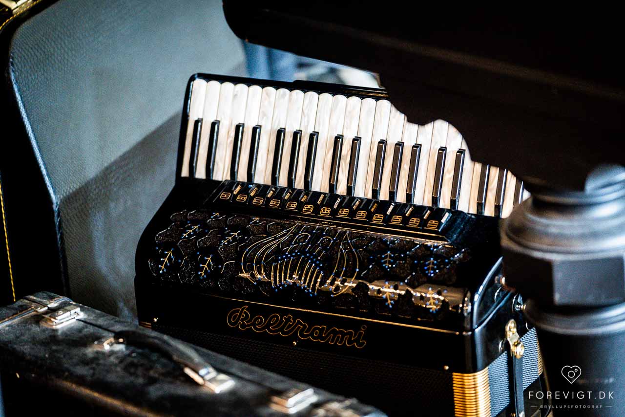Musik til bryllup Aarhus. Jeg er en erfaren pianist med overskud