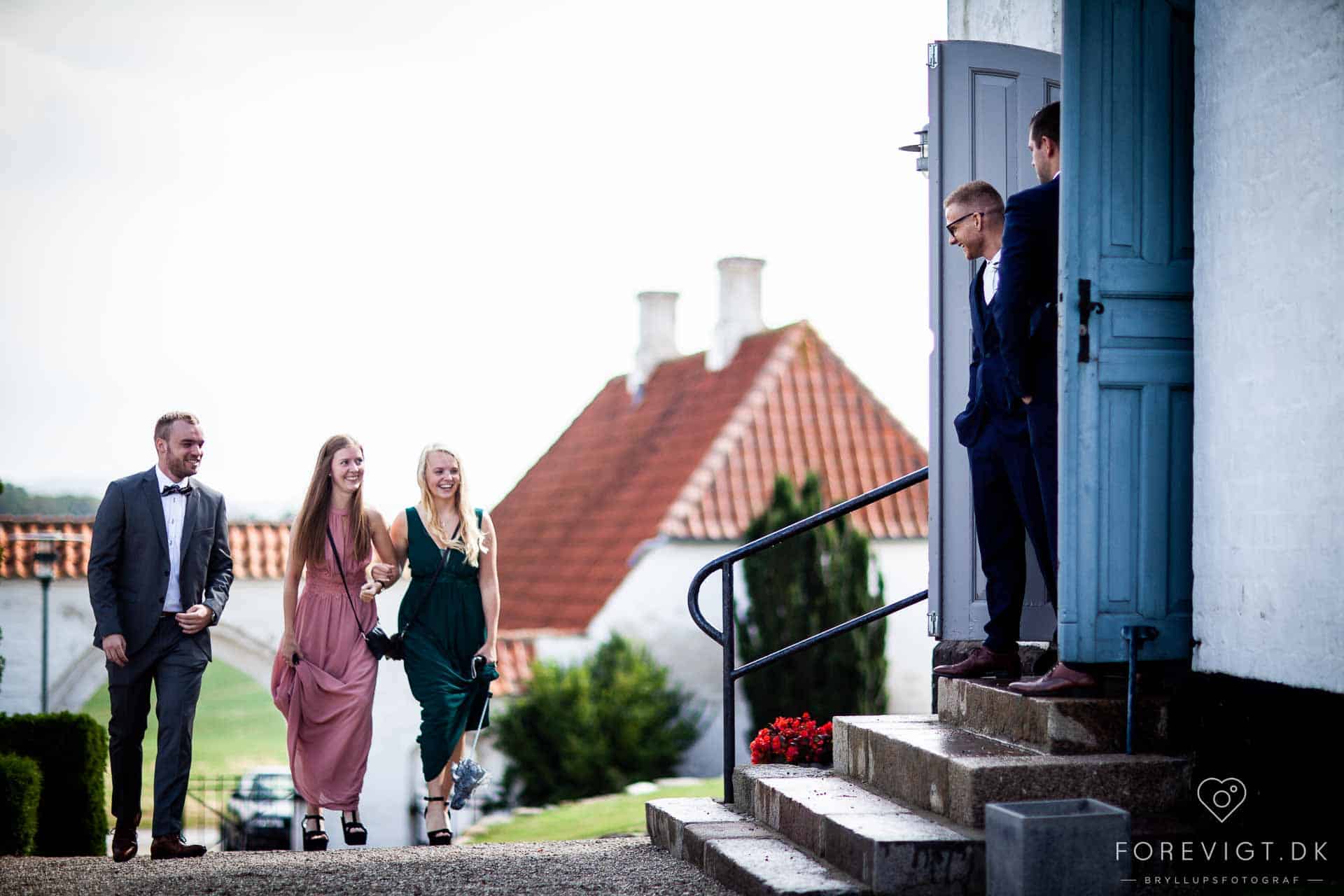 Hold et uforglemmeligt bryllup i romantiske herregårdsomgivelser