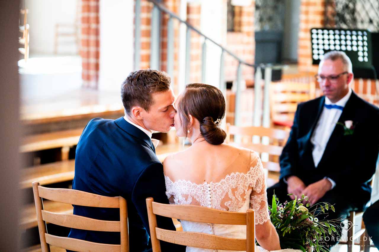 Intimt bryllup på Fyn - Real Wedding/ Rigtige bryllupper fra ...