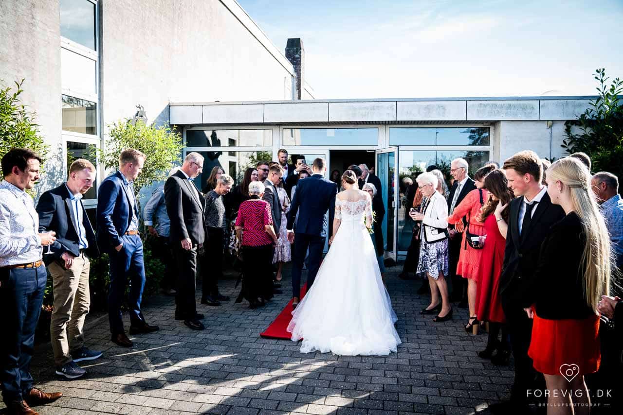 Bryllup på gaarden