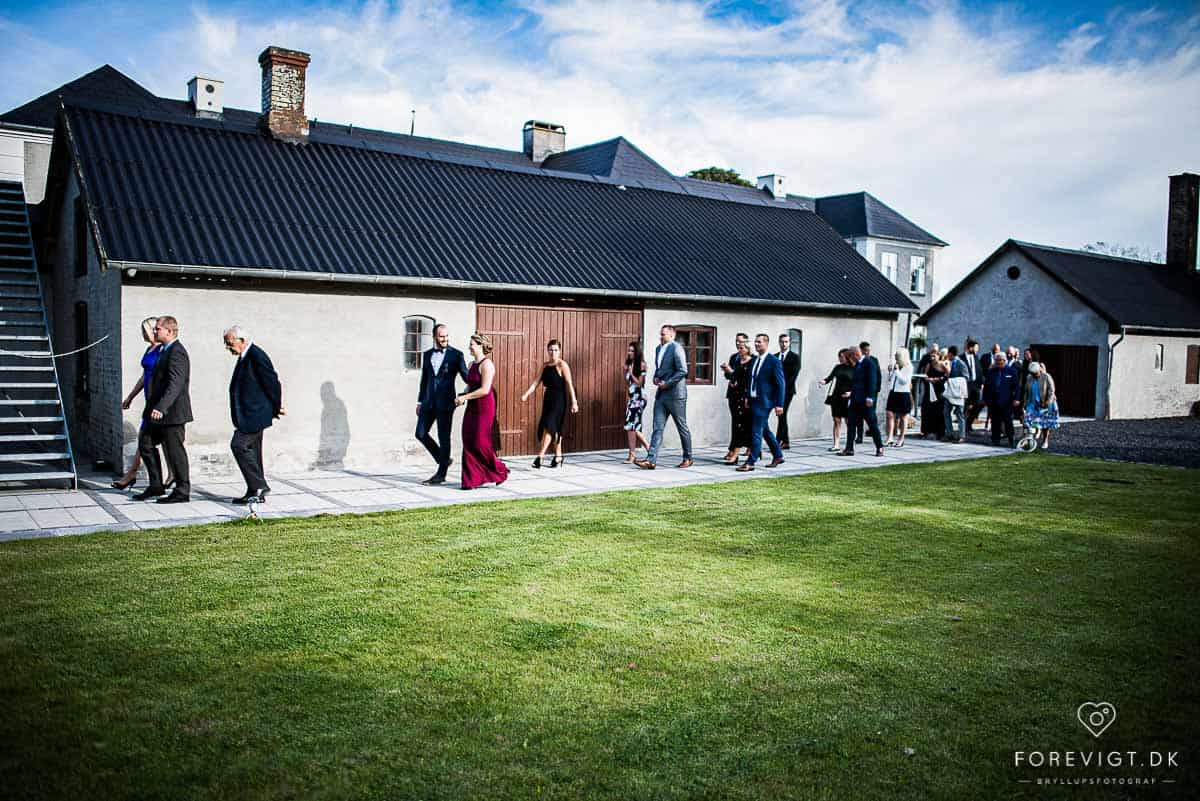 Hvordan finne bryllupsfotograf? Viktige tips om priser og rutiner