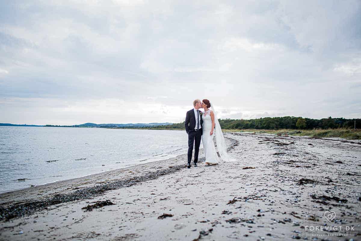 Find en erfaren bryllupsfotograf, der kan sikre dig et minde for livet.