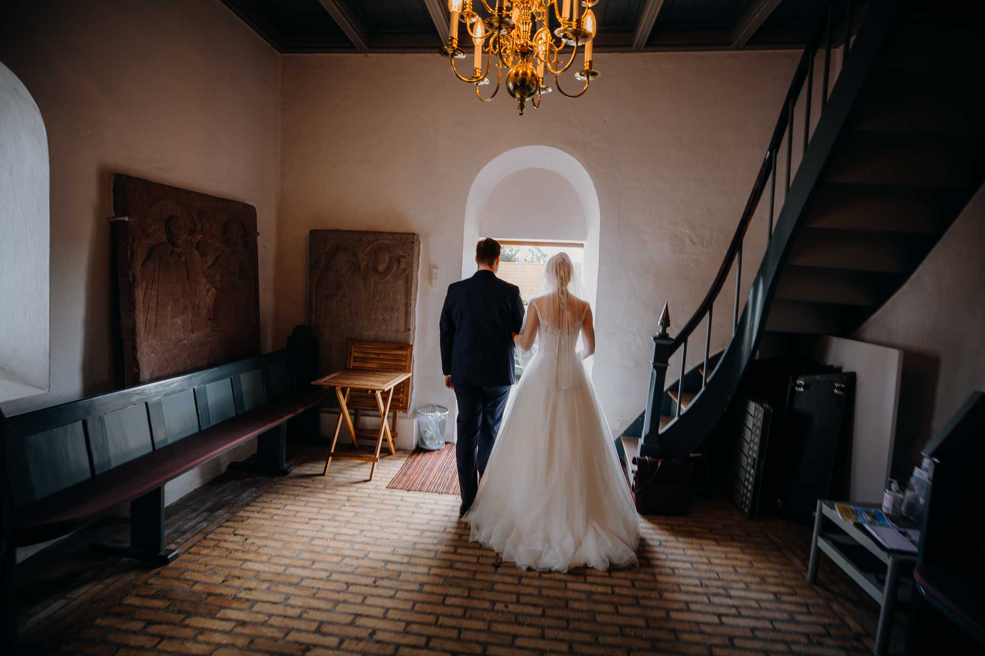 efter vielsen ved Tilst kirke Aarhus